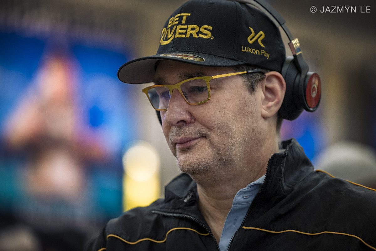 Phil Hellmuth Offers His Critics a $1 Million Cash Challenge